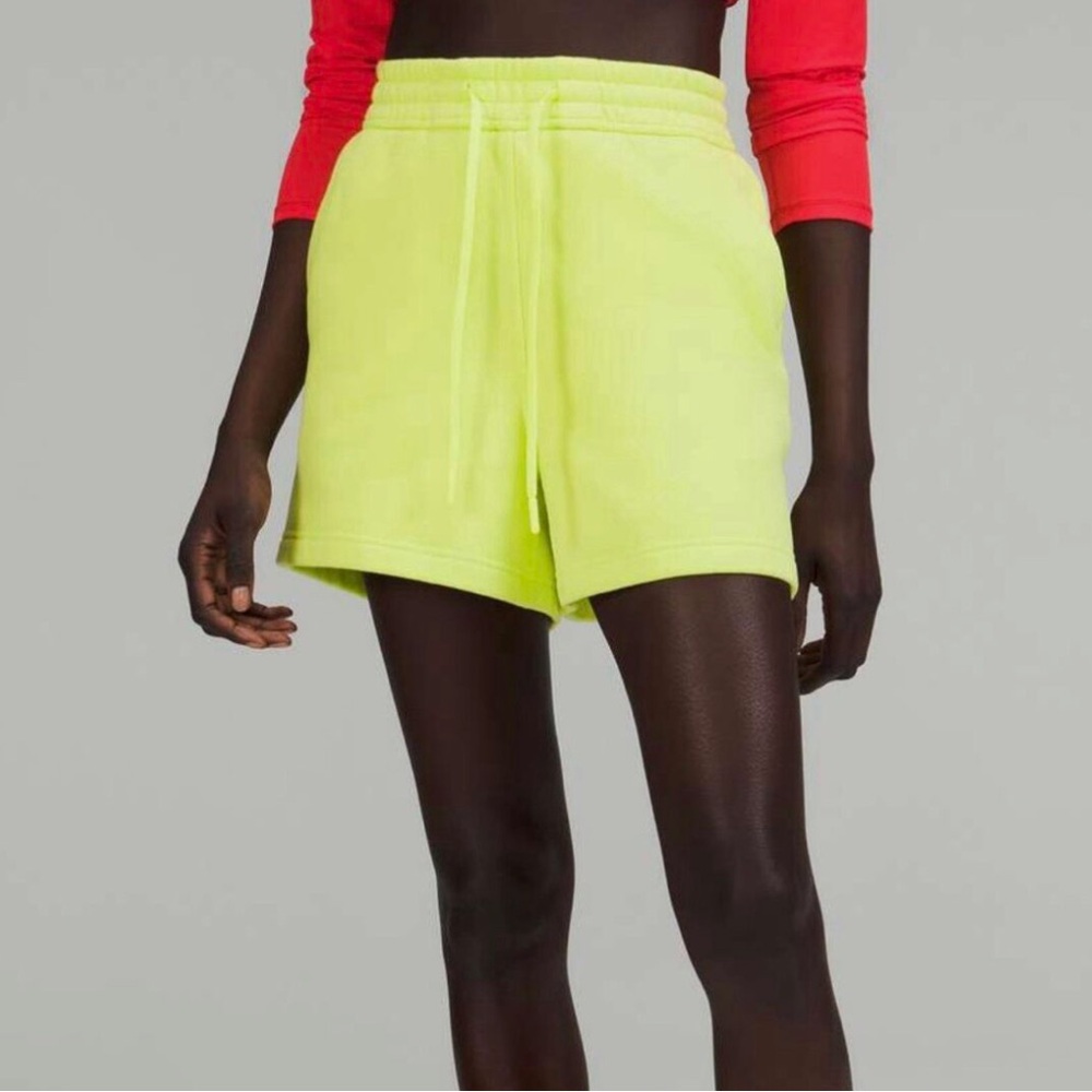 Lululemon Loungeful HR Short 4”